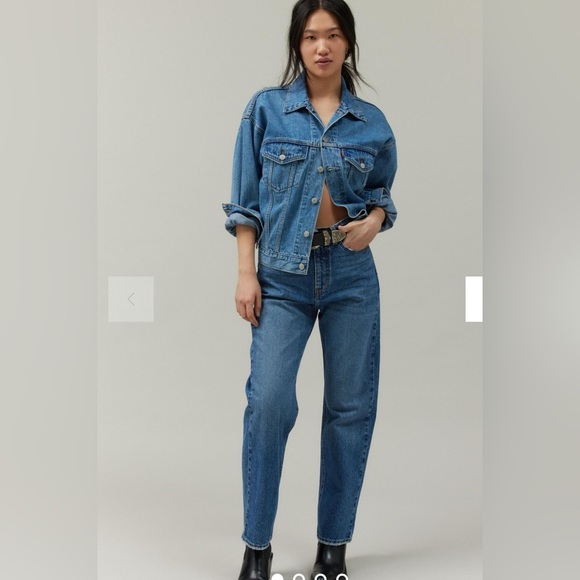 BDG High-Waisted Cowboy Jean Size 27 Bootcut. Inseam 27 in, mid rise 11in - Picture 1 of 9